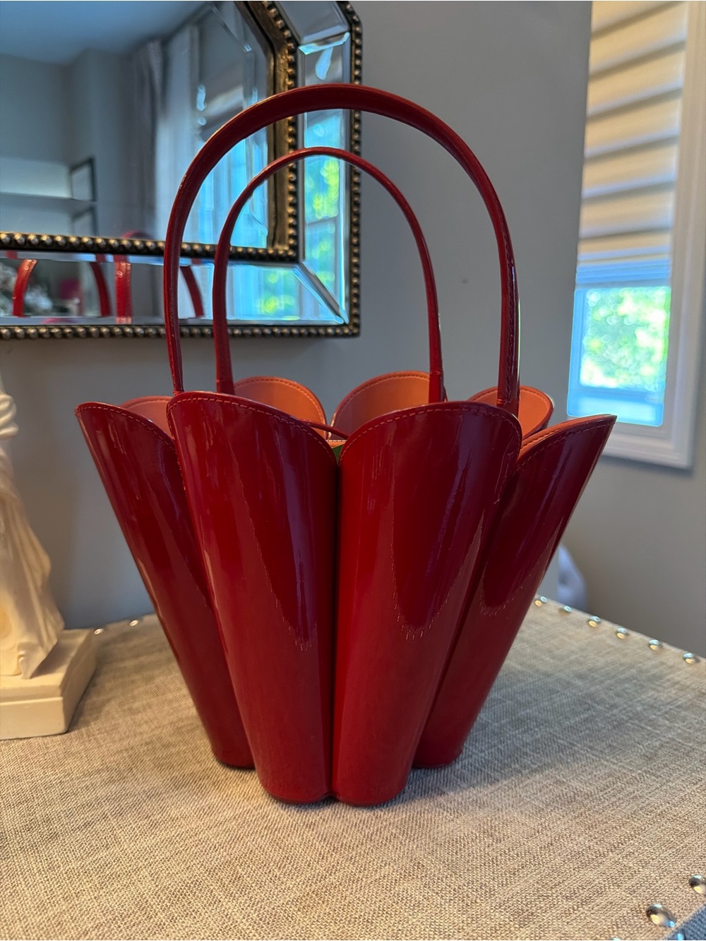 NWT Kate Spade Scarlet Patent Leather Tulip Bucket Bag $339 MSRP